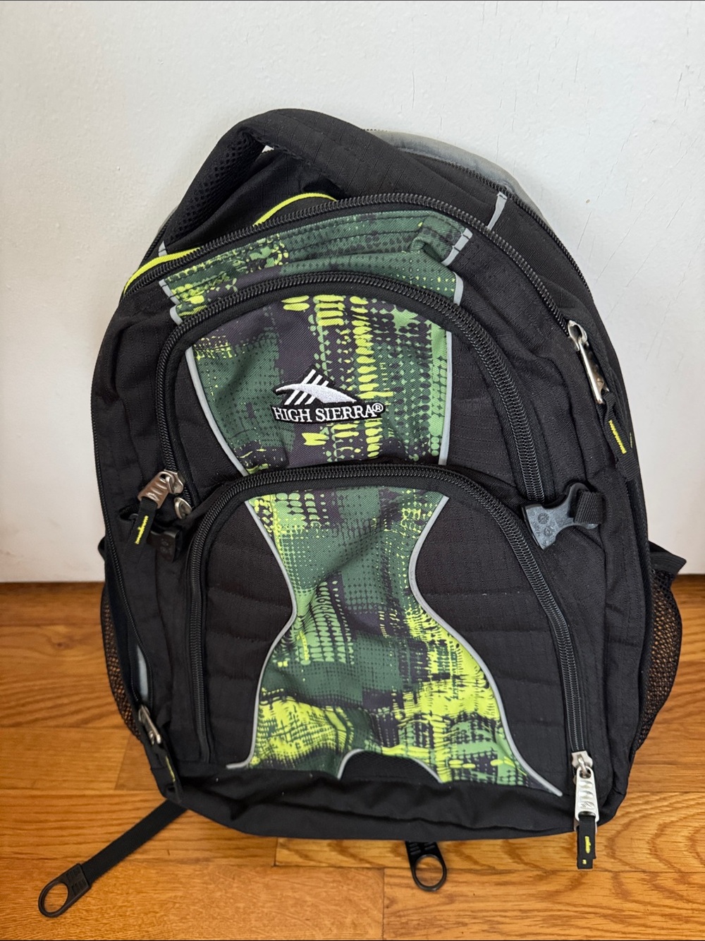 High Sierra Black and Green Patterned Unisex Large Backpack